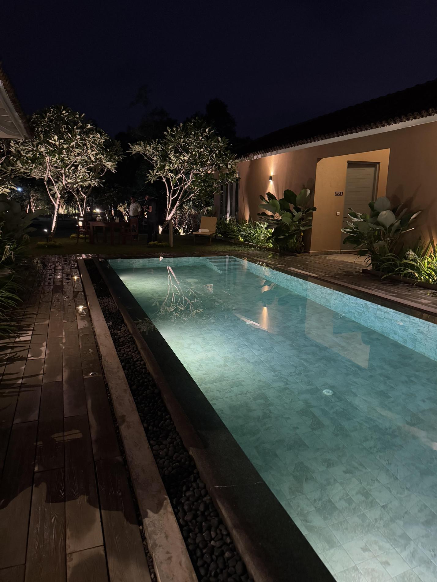 pool 4